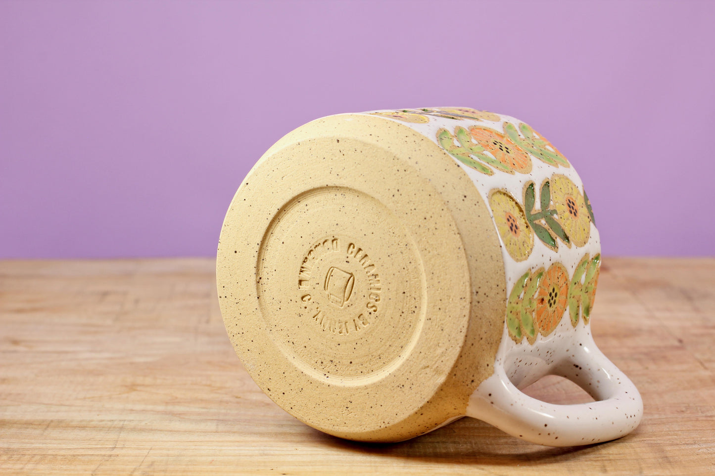 Flower Chain Mug #103 (10 oz.)