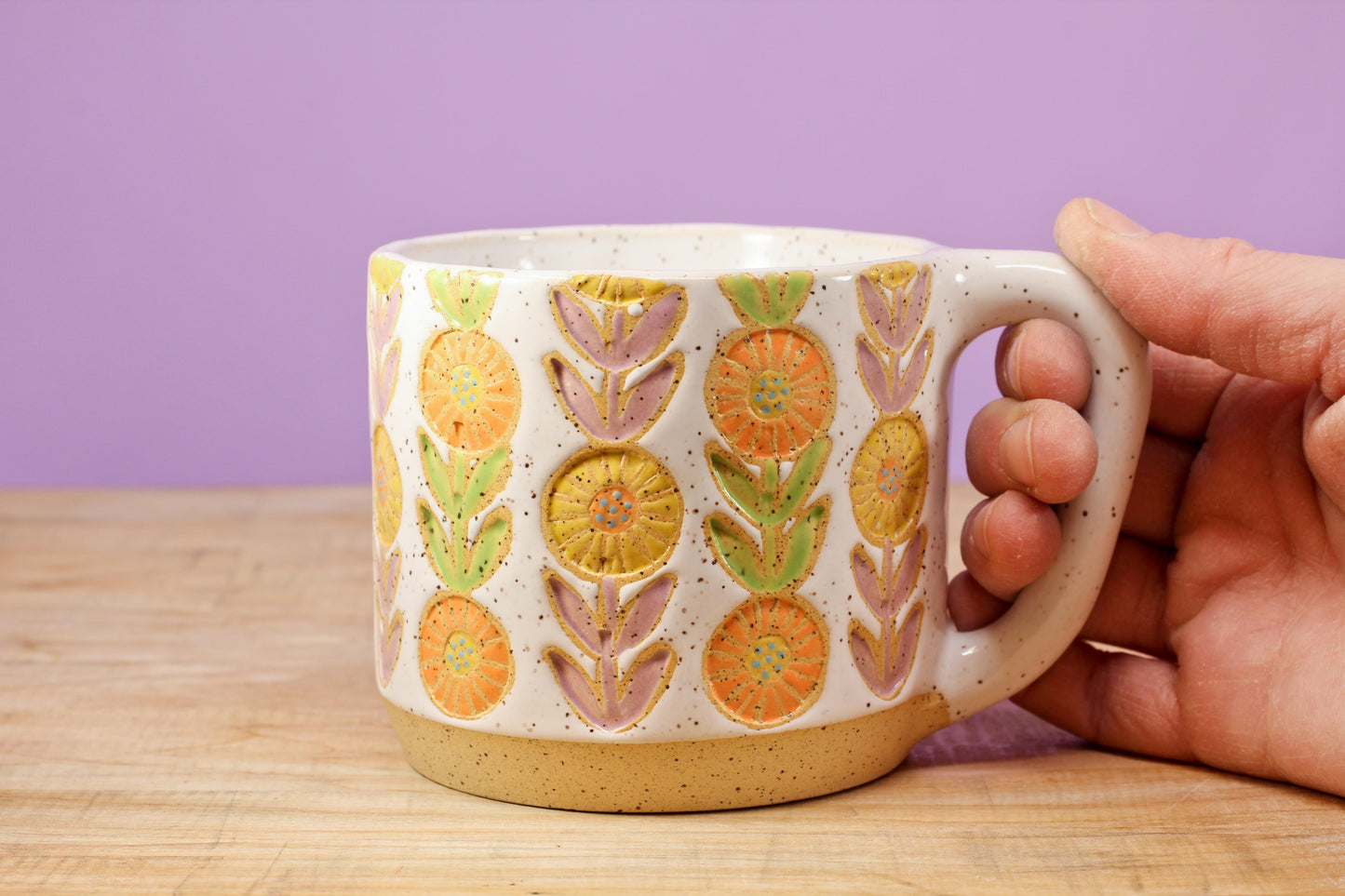 Flower Chain Mug #104 (13 oz.)