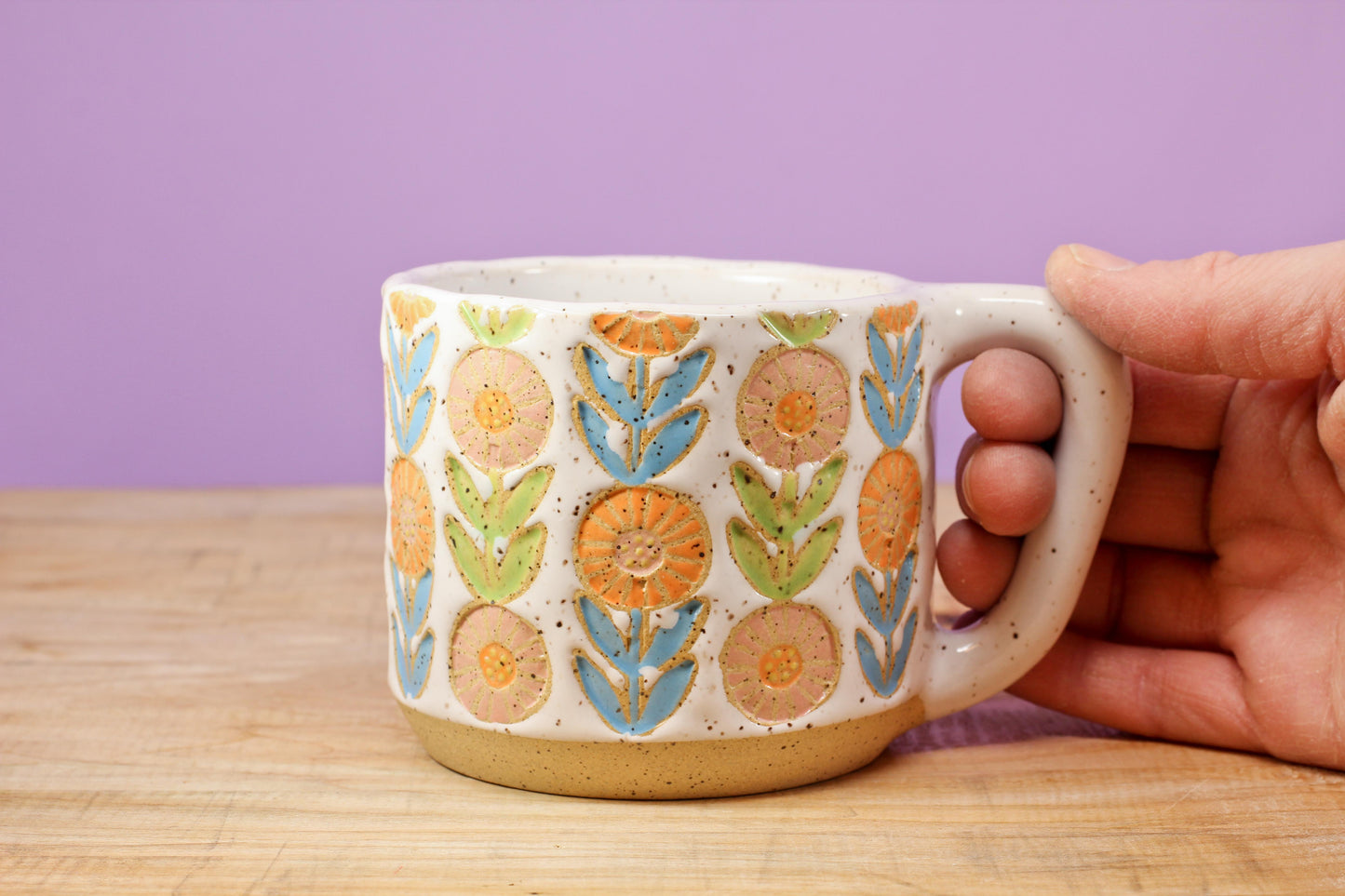 Flower Chain Mug #105 (10 oz.)