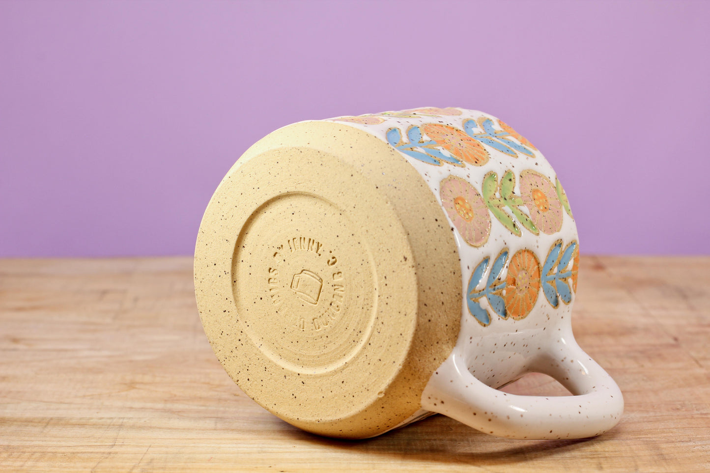 Flower Chain Mug #105 (10 oz.)