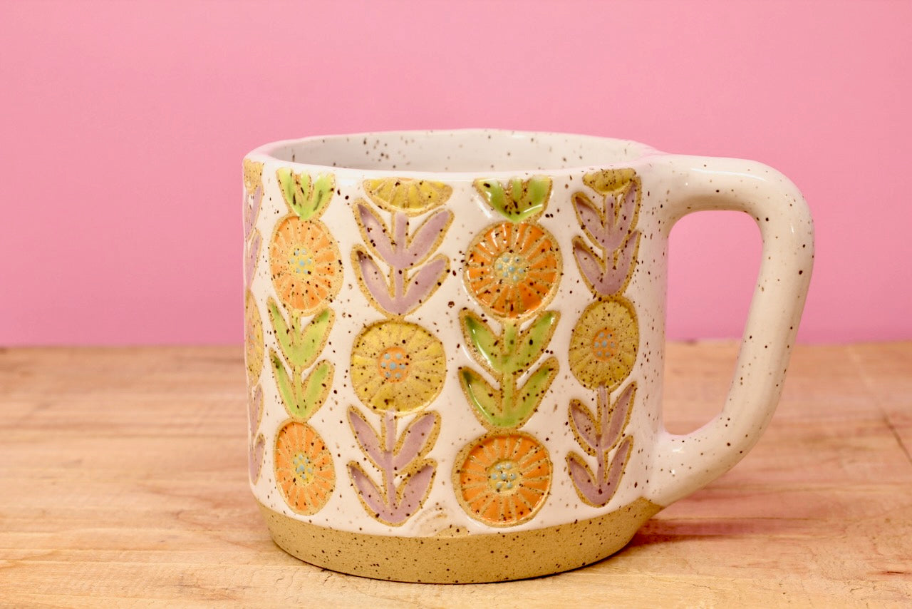 Flower Chain Mug #90 (13 oz.)