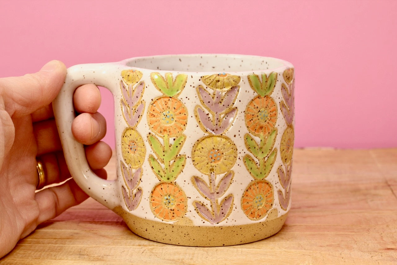 Flower Chain Mug #90 (13 oz.)