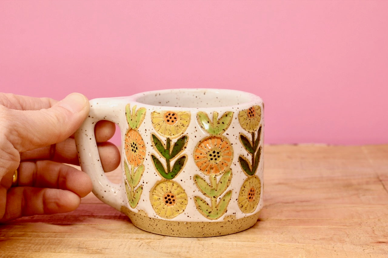 Flower Chain MINI Mug #96 (5.5 oz.)